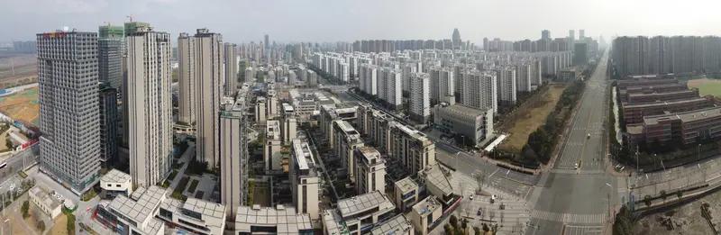 翻了下合肥最新的二手房网签数据，9月市区成交破6200套，比3月涨了快4成，挂盘