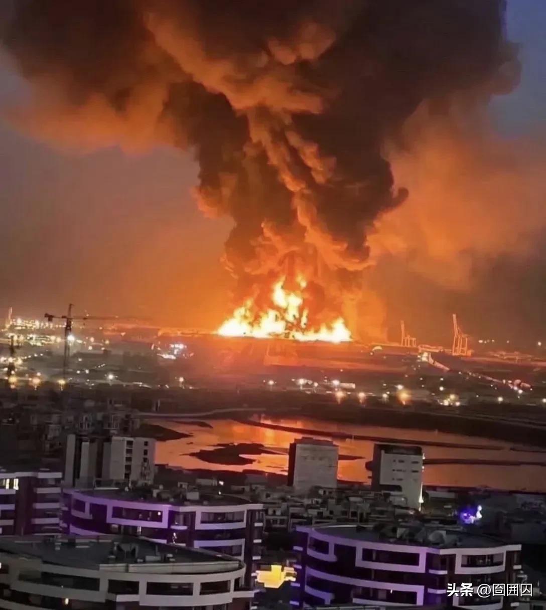 伊朗这次叫“真实承诺4”的行动，根本没打算跟美以硬碰硬。你看他们选的目标——科威