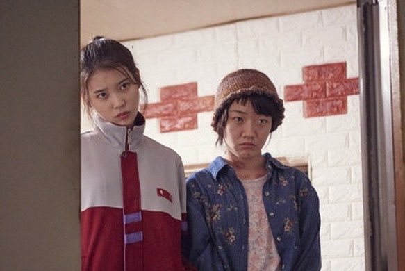 再次合作 “学生时期抽烟、放火烧山林，长大后当上警察” ​​​