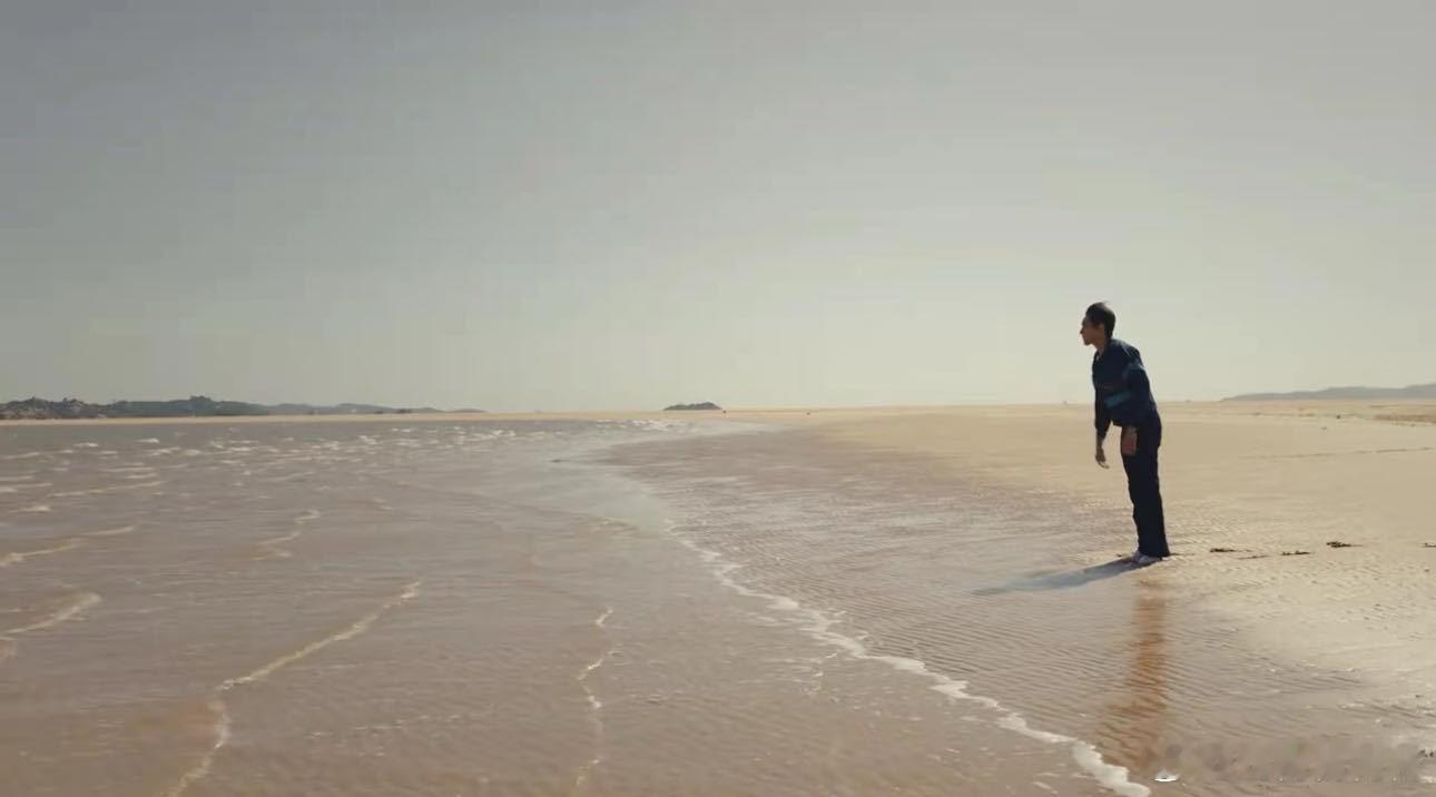 小城大事演的是主旋律喜剧 谁都敢说，这个小城大事 的bgm真的很妙，林冬福病了之