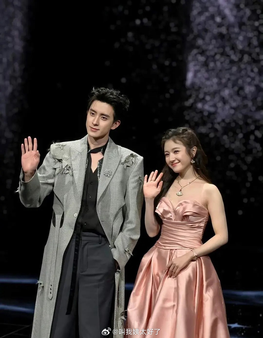 李兰迪、敖瑞鹏今天是双人红毯，状态怎么样？！敖瑞鹏大背头