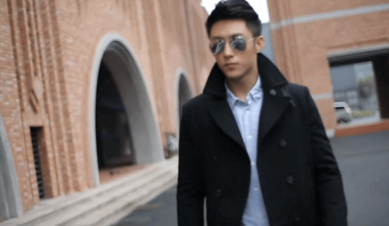 黄景瑜coser时期旧照看到这个话题就知道，又有一大波新人入坑了！那就翻出我珍藏