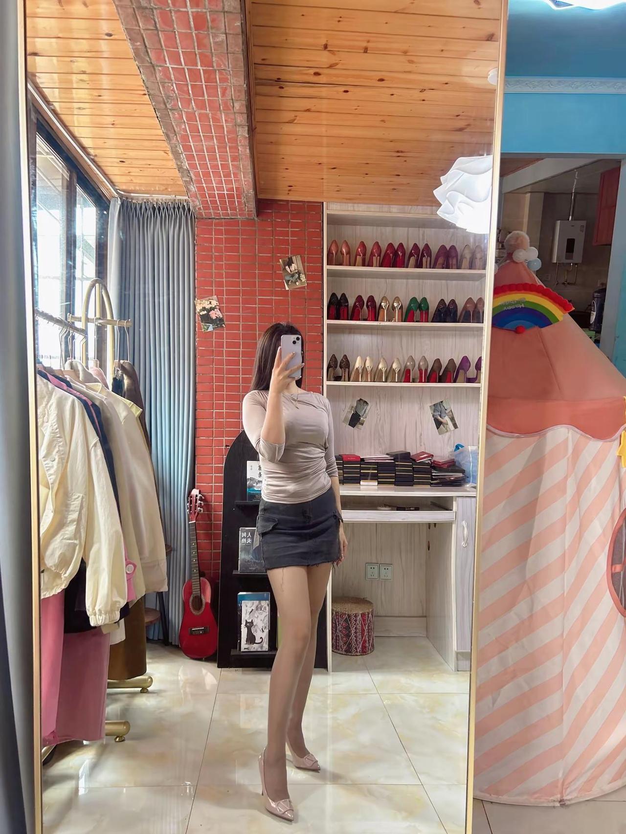 不一样的灰色ootd穿搭