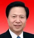 一个江西宜春的复旦新闻系毕业生，1968年在太仓新湖公社挑粪、扛锄头，还被借调去