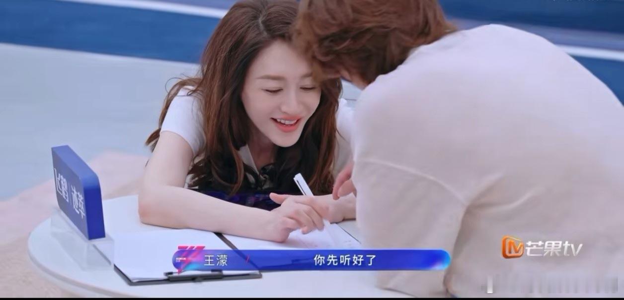 李小冉唐艺昕：我们厉害了再重聚！王濛：我怎么又跟这两个大聪明在一起了 王濛我怎么