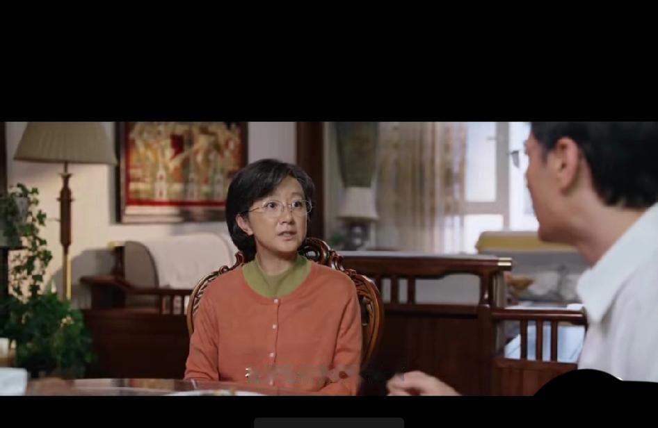 他把百达翡丽砸向儿子，不是嫌贵，而是这表沾着兄弟的血，每一秒都在为真凶计时。
林