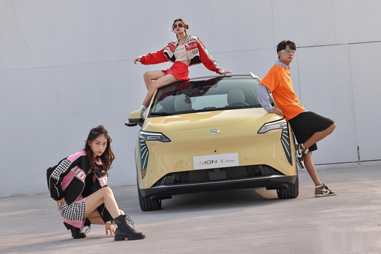 虽说广汽埃安把AION Y Plus定义为A级SUV，不过专攻MPV的VAN哥觉