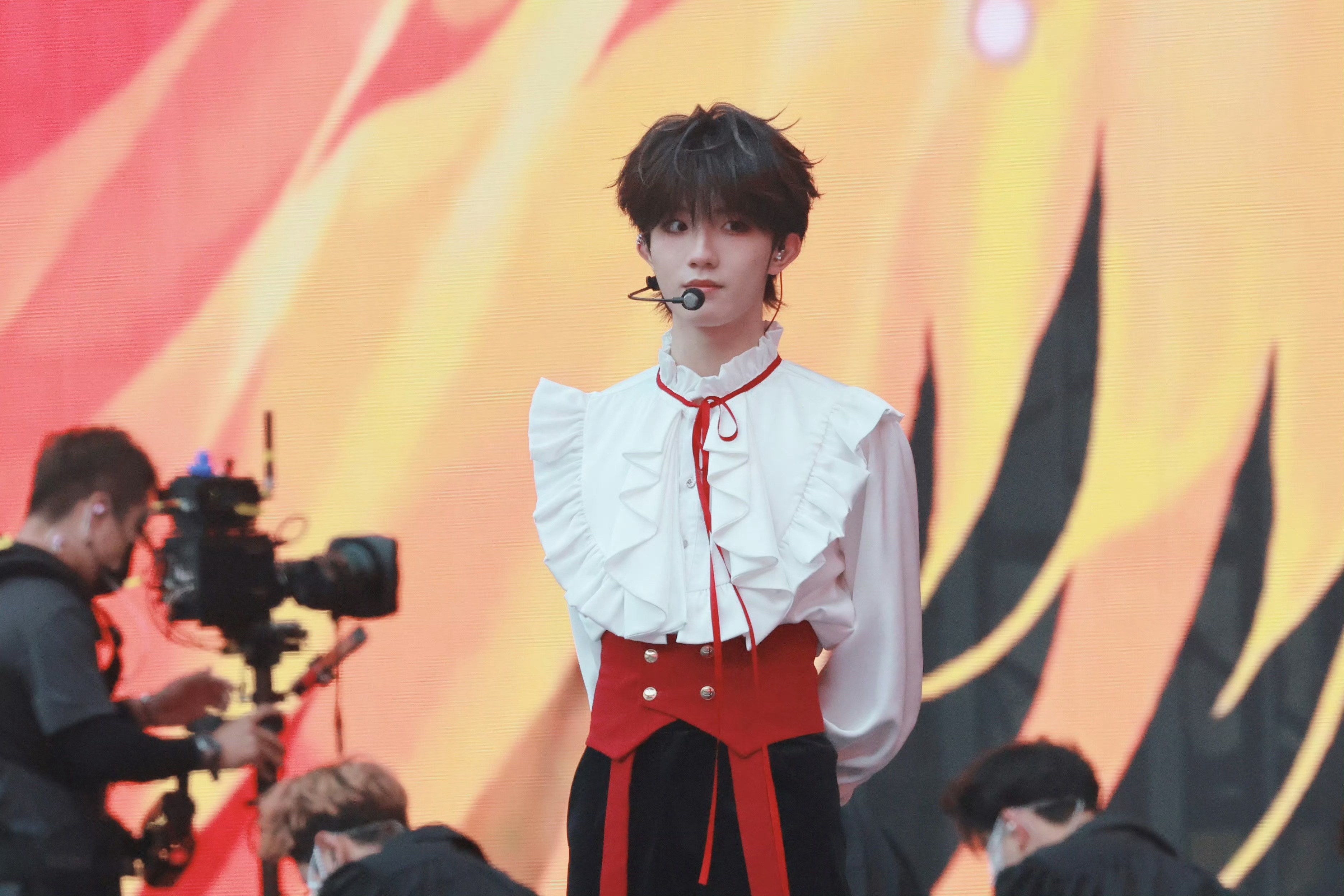 不同站姐镜头下的苏新皓不同站姐镜头下的苏新皓～风格百变，魅力千面，清冷、温柔、魅