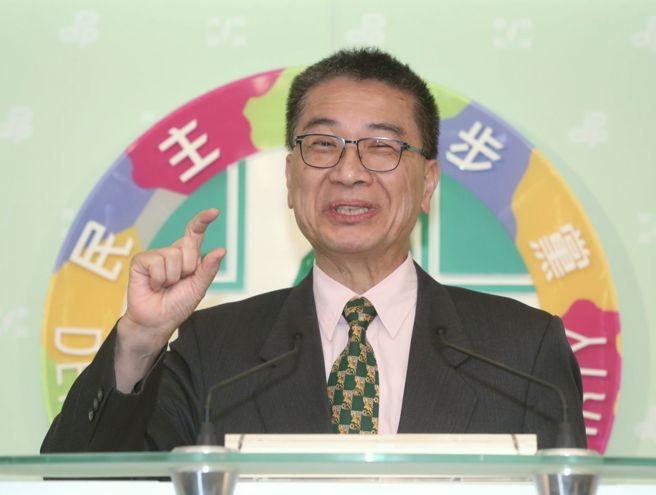 数典忘祖！
民进党摊牌，自认是日本人后代，董军防长发出统一强音！
 
2025年