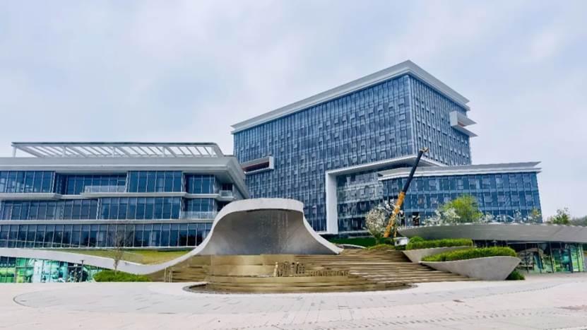 成都再添产业地标！中国融通医疗健康总部基地正式投运


位于成都兴隆湖畔的中国融