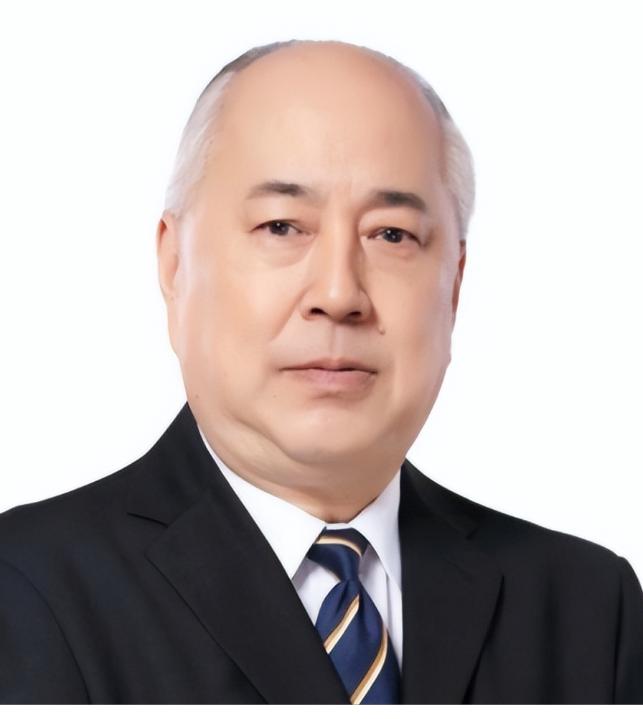 钱学森的儿子钱永刚，一生中两次辍学，初中数学考30分，高中没念完就另谋出路，而父