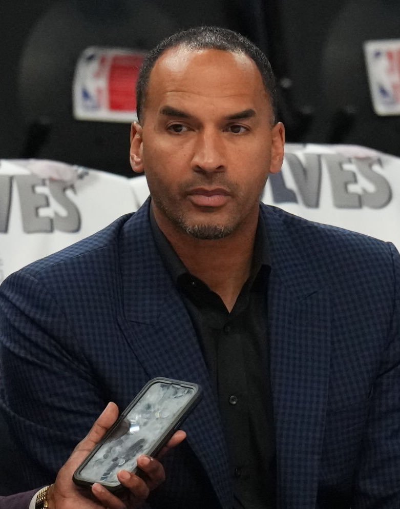 Haynes：哈里森现在的精神状态不错，他需要一些时间处理好自己和家人，远离那些