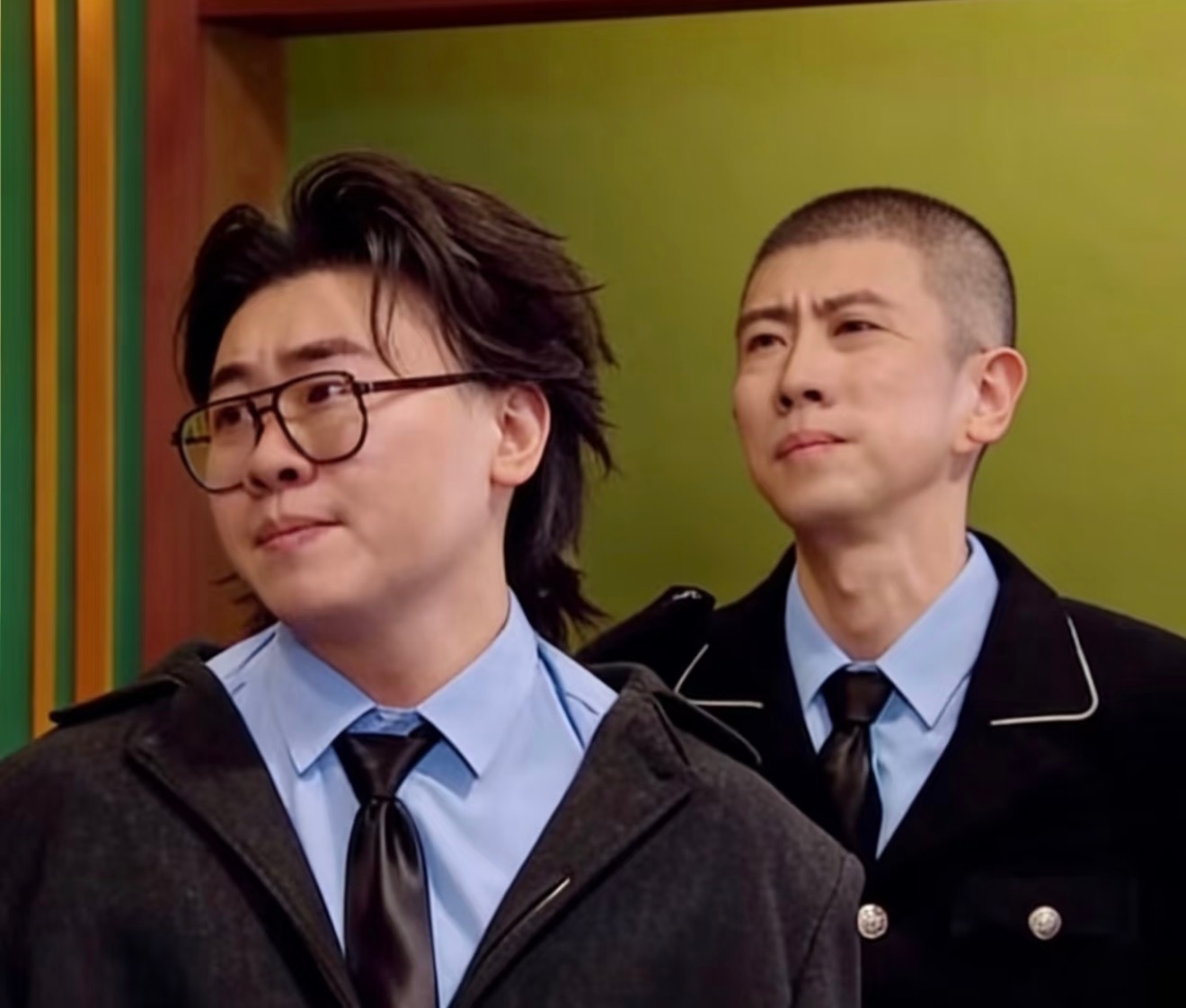 我真的对这些图笑了好几天了 