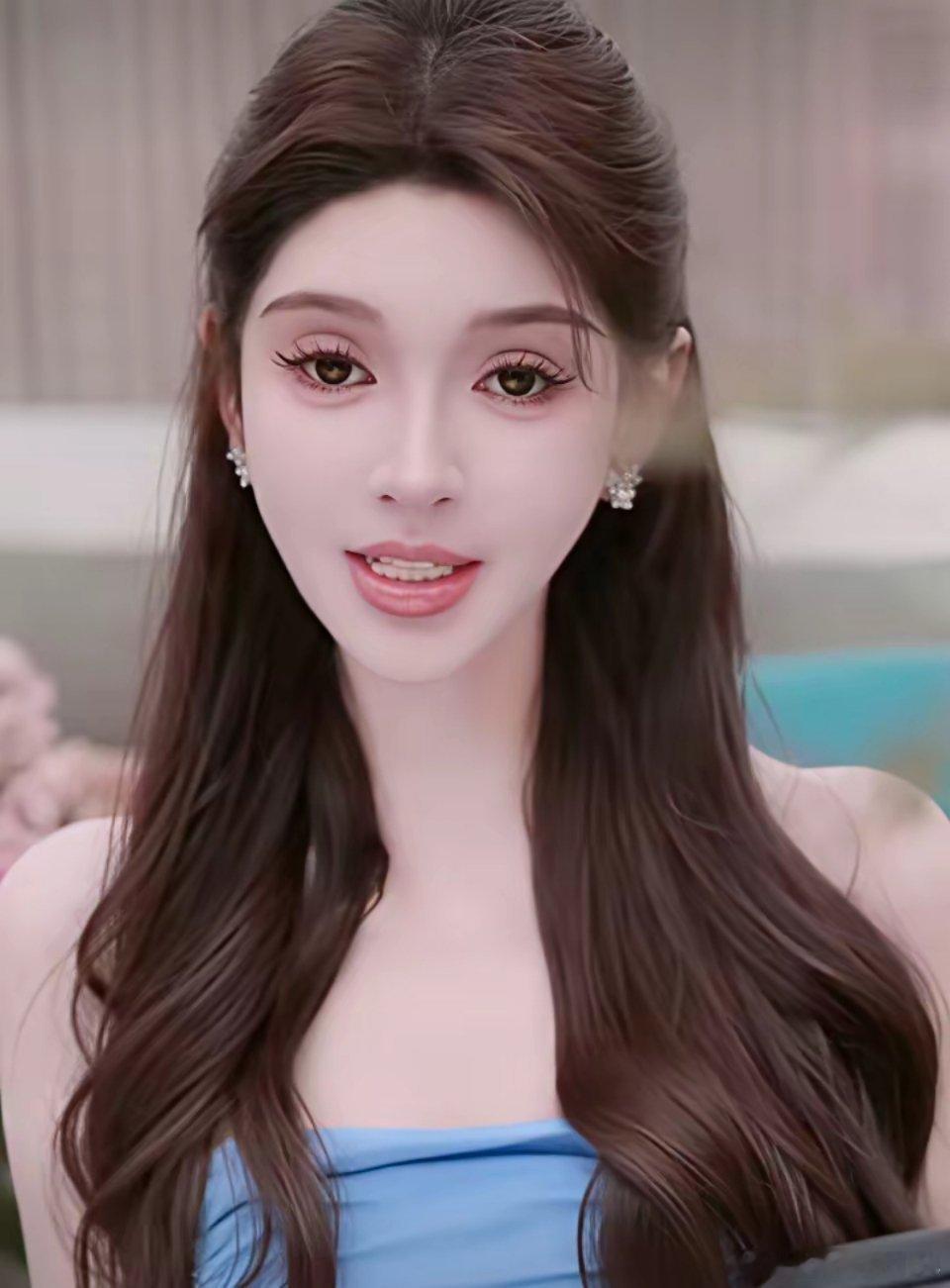看到现在的叶珂，突然理解黄晓明了～最近叶珂直播，网友们又感受到她跟之前不一样了，