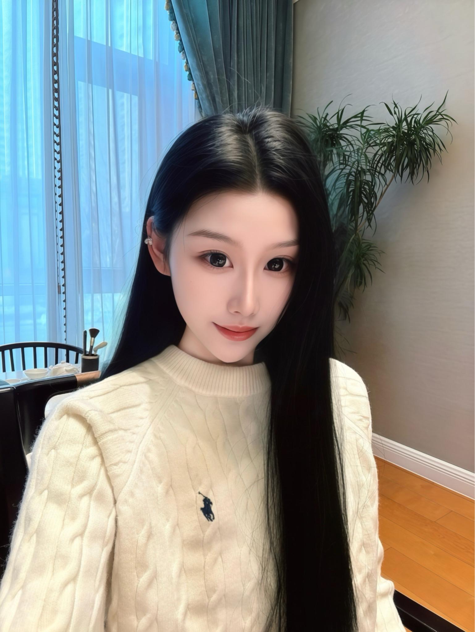希望有一把刀可以把我磨的再钝一些 直至水过无痕 我也曾张扬的一个人 如...