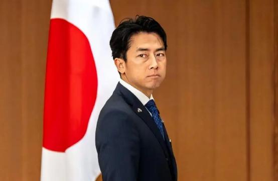 扎哈罗娃回应震惊日本朝野！7月27日，俄罗斯外交部发言人扎哈罗娃在例行新闻发布会