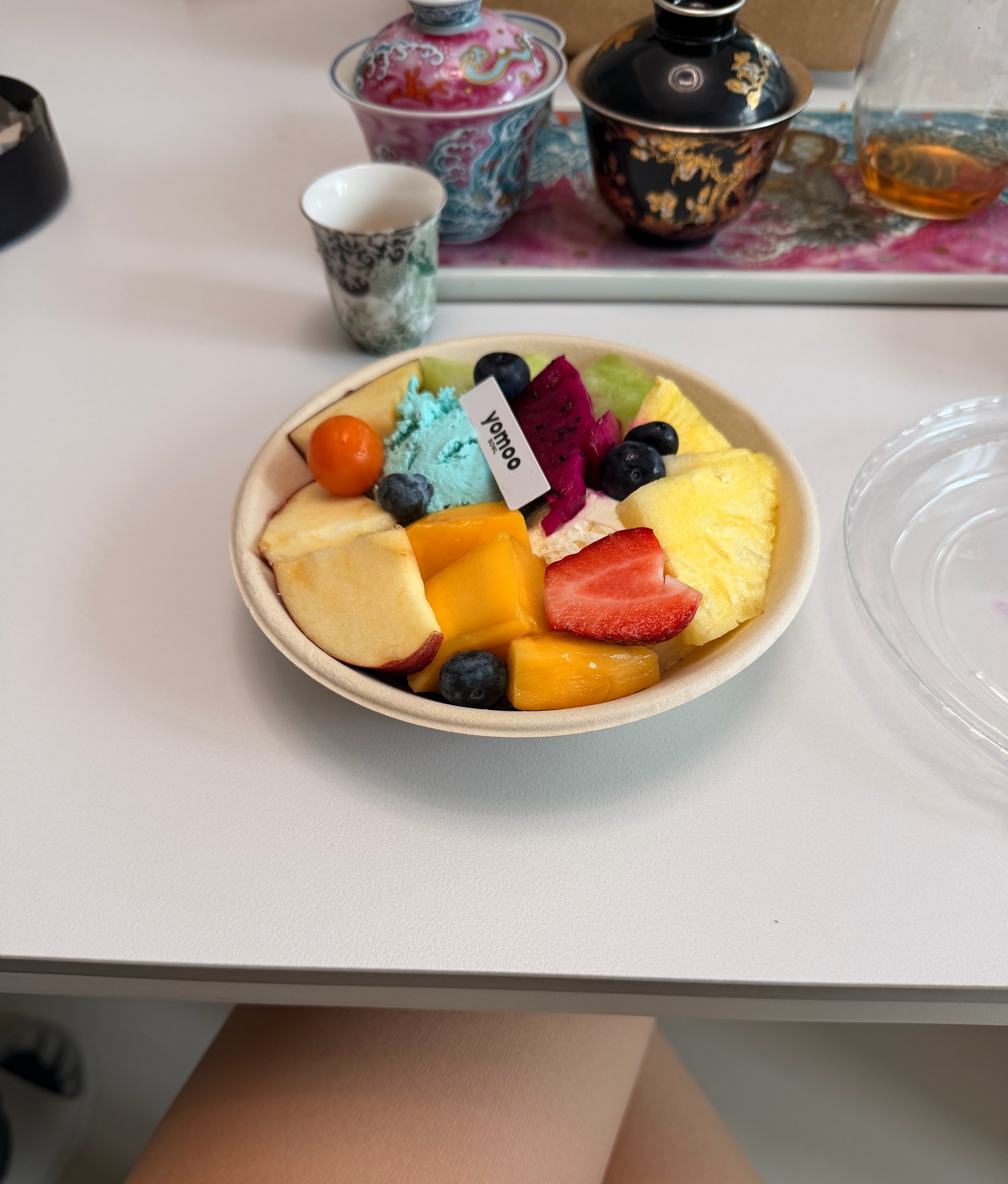 中饭。本来想就吃一份希腊碗🥣结果没忍住，又吃了淮南牛肉汤+淮南土豆片🥔真好吃