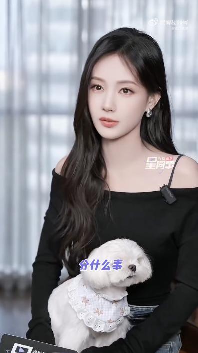 我有一种预感，李一桐估计很难结婚了！
原因很简单，
不是因为没人馋她身子，也不是