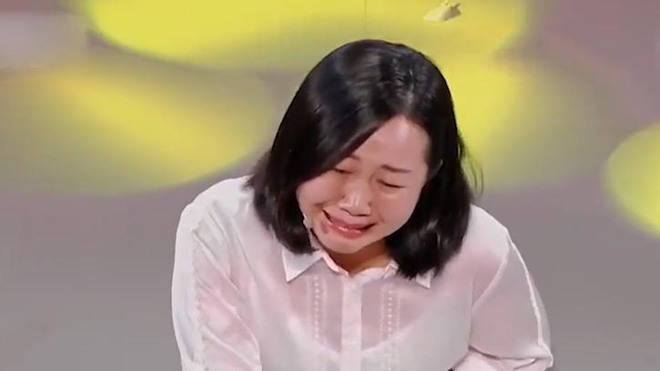 [中国赞]湖南一女子3岁走失，40岁成为千万富豪后，登上电视寻亲。不料，亲生父母