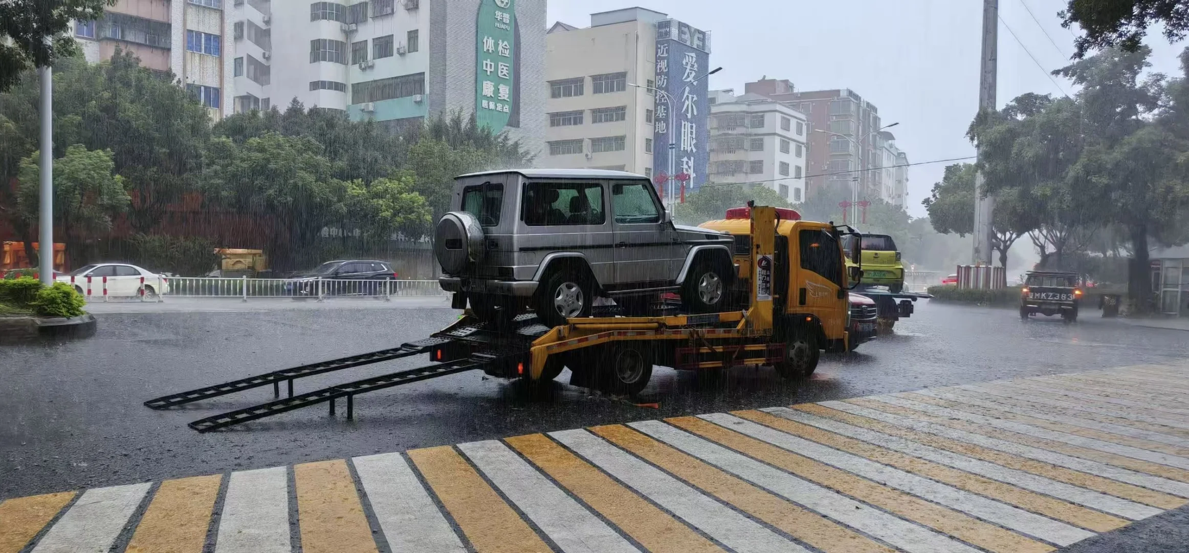 合法手续过户上保险都难上难