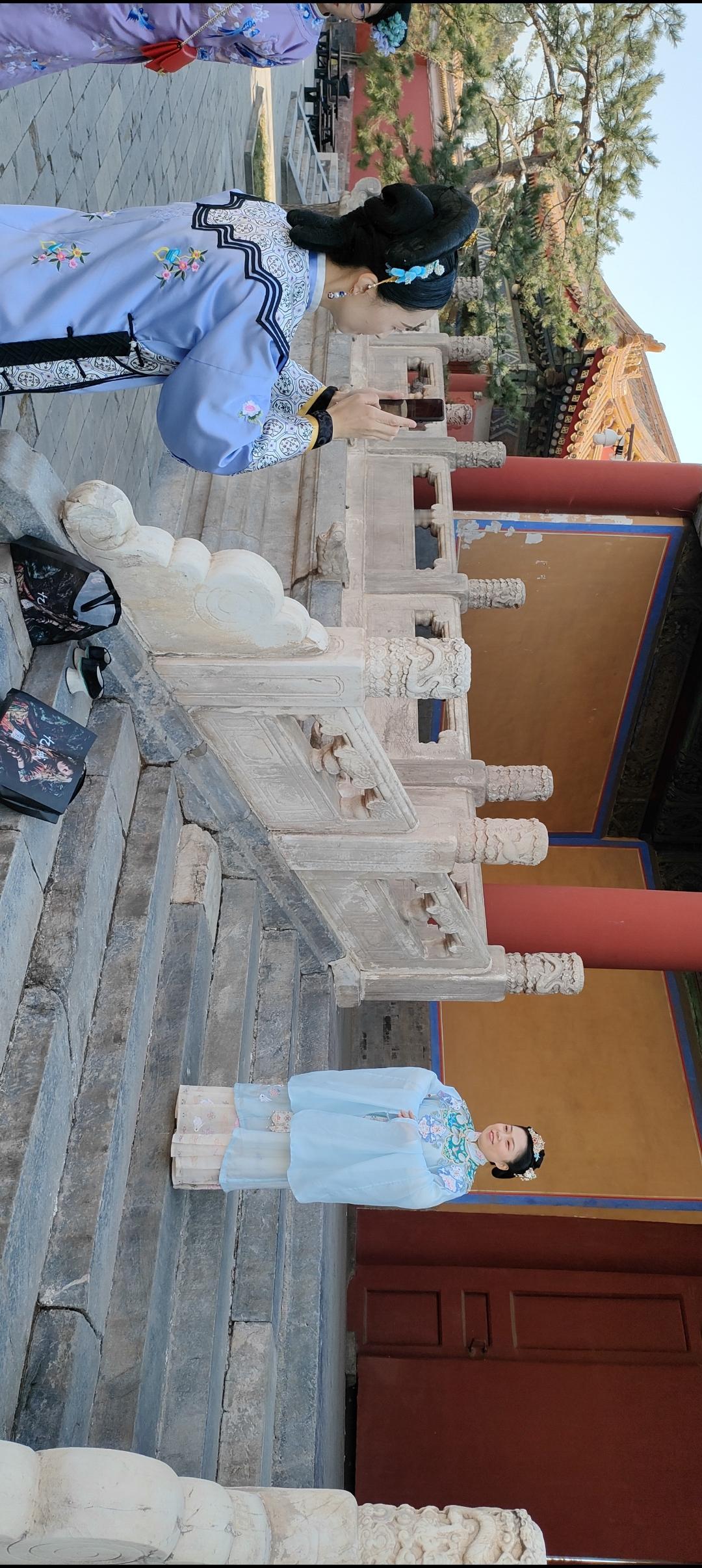 打卡故宫，穿越时空的汉服体验