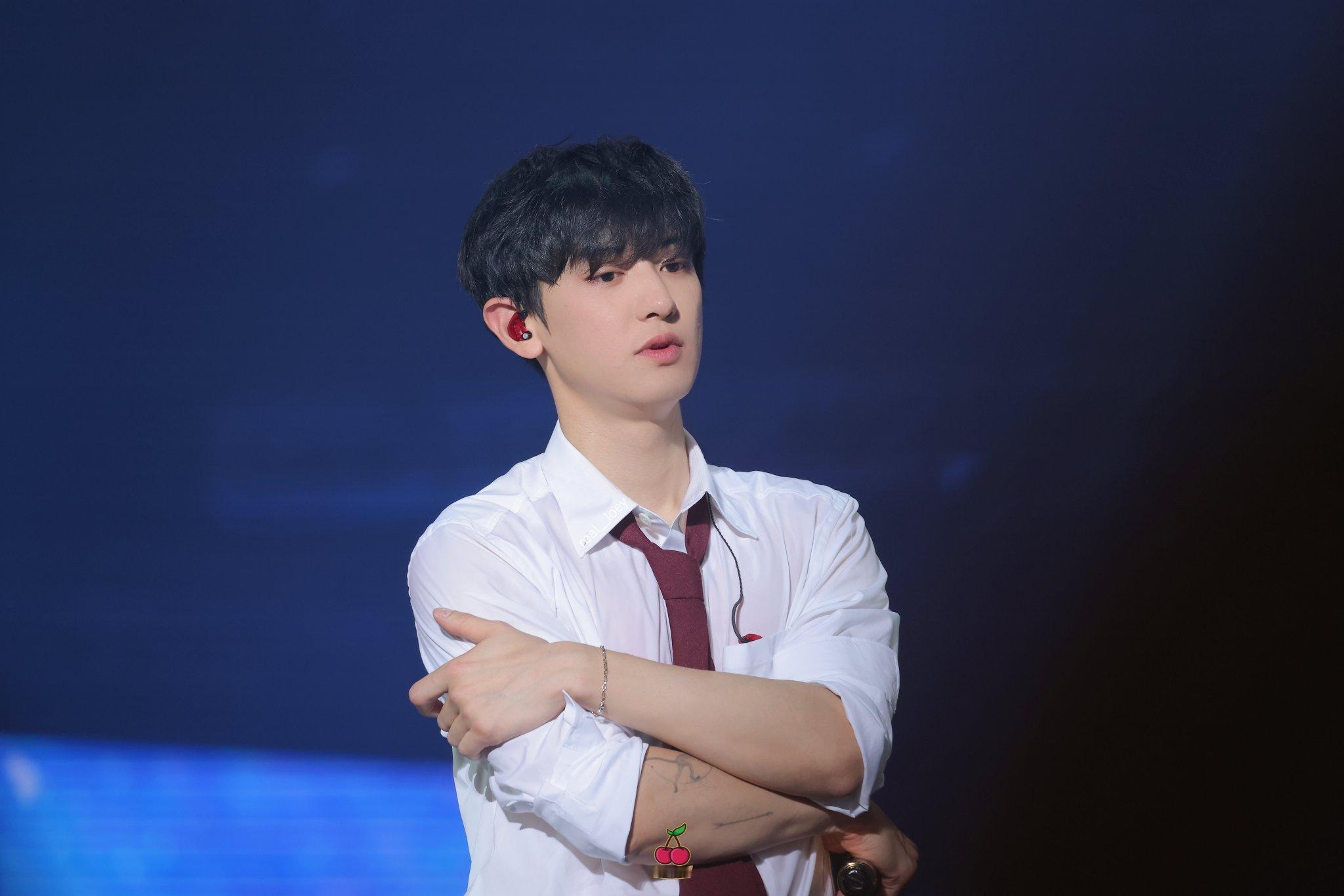 #朴灿烈# 230408 EXO' CLOCK ​​​