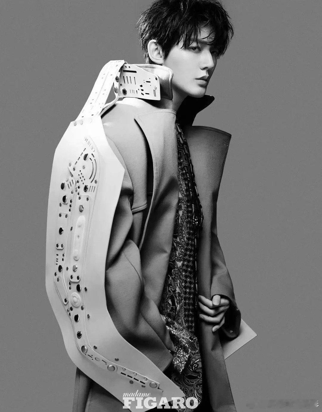 这衣服什么场合能穿出来[允悲] ​​​