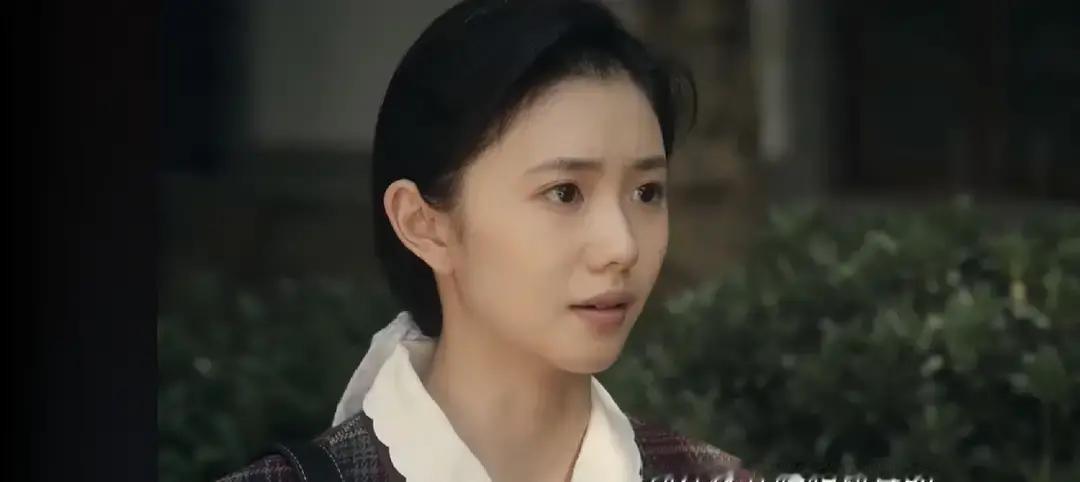 伊万·彼得斯演的那个中年大叔，吃了一颗药片，脸直接倒退回20岁。

这事发生在一