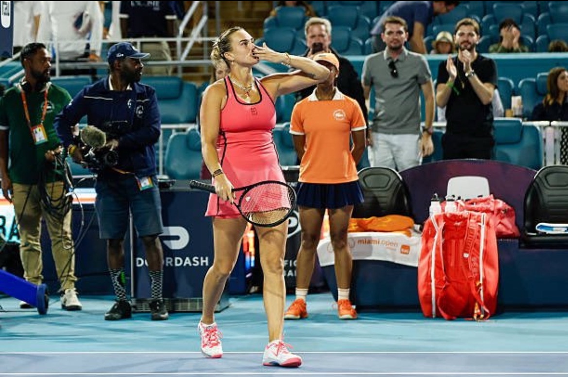 郑钦文0比2萨巴伦卡郑钦文无缘迈阿密赛八强郑钦文连续两年迈阿密负萨巴伦卡迈阿密一