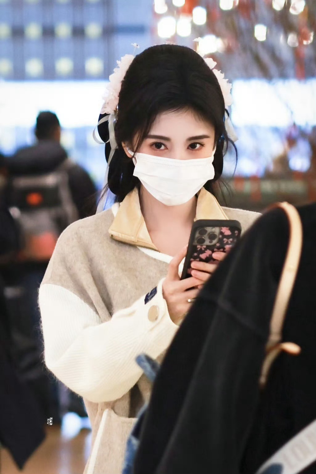 鞠婧祎苏绿夏💙鞠婧祎阿黛  女孩 请永远不要轻易认输 但可以掉眼泪​​​