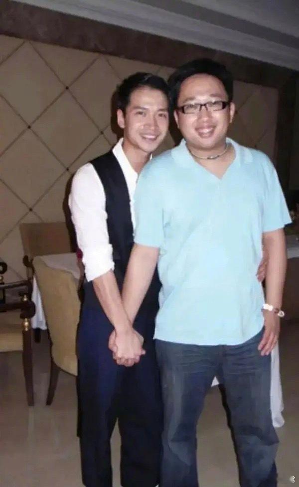 于正、何晟铭曾经的合照许荔莎 许凯说于正忘不了何晟铭 ​​​
