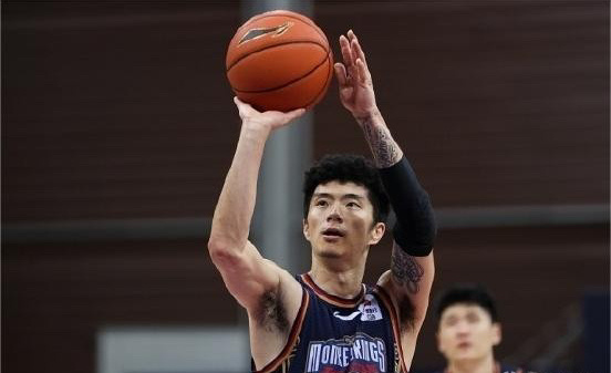 宁波男篮更新注册信息，王子瑞正式加盟，阿尔斯兰完成注册#cba# 北京时间8月2