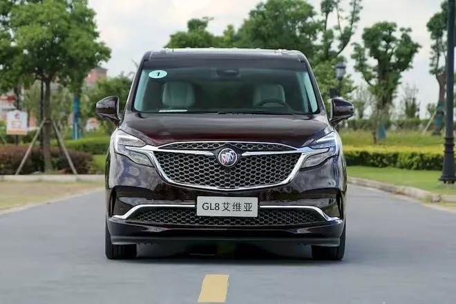 大家能推荐几款家用6座车吗？本人不爱车也不排斥，就当一移动工具，15年底买了台昂