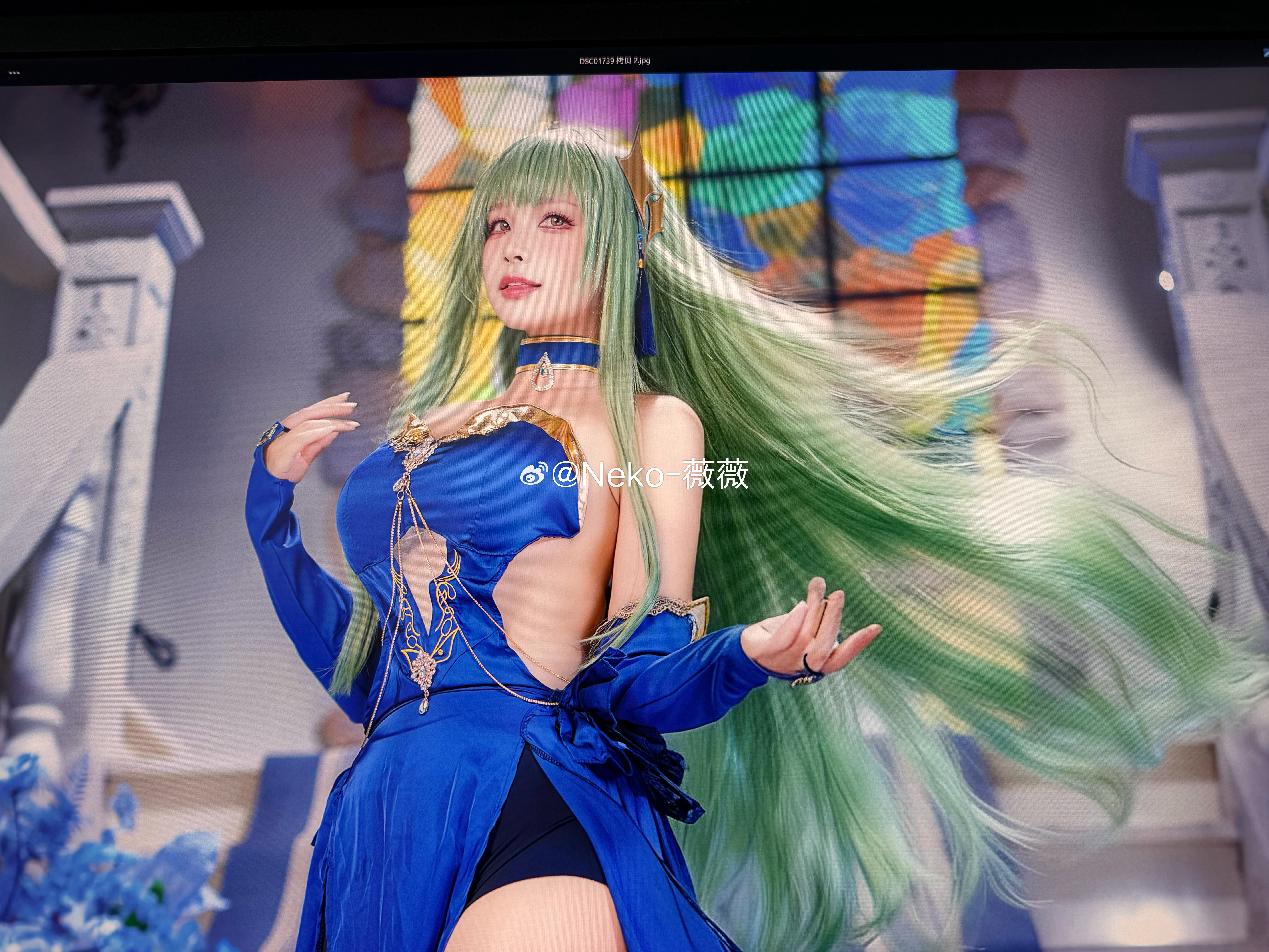 Neko_薇薇二次元cos大赏   CC这张放大半身大头也挺好看的