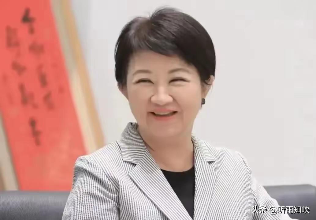 卢秀燕两个目的曝光！卢秀燕近期来除了表态愿意帮白营的提名人选站台之外，甚至还与白