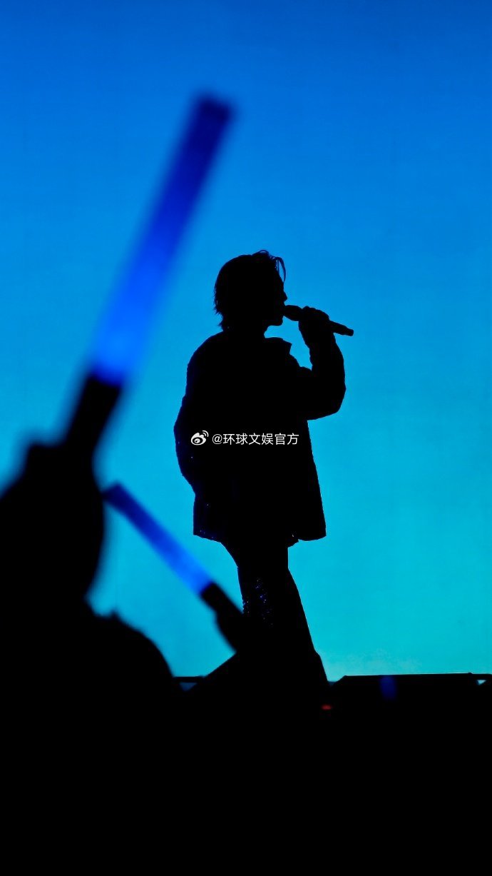 林宥嘉演唱会神级十秒林宥嘉这段居然不是设计 真正封神的舞台从不需要剧本加持✨短短