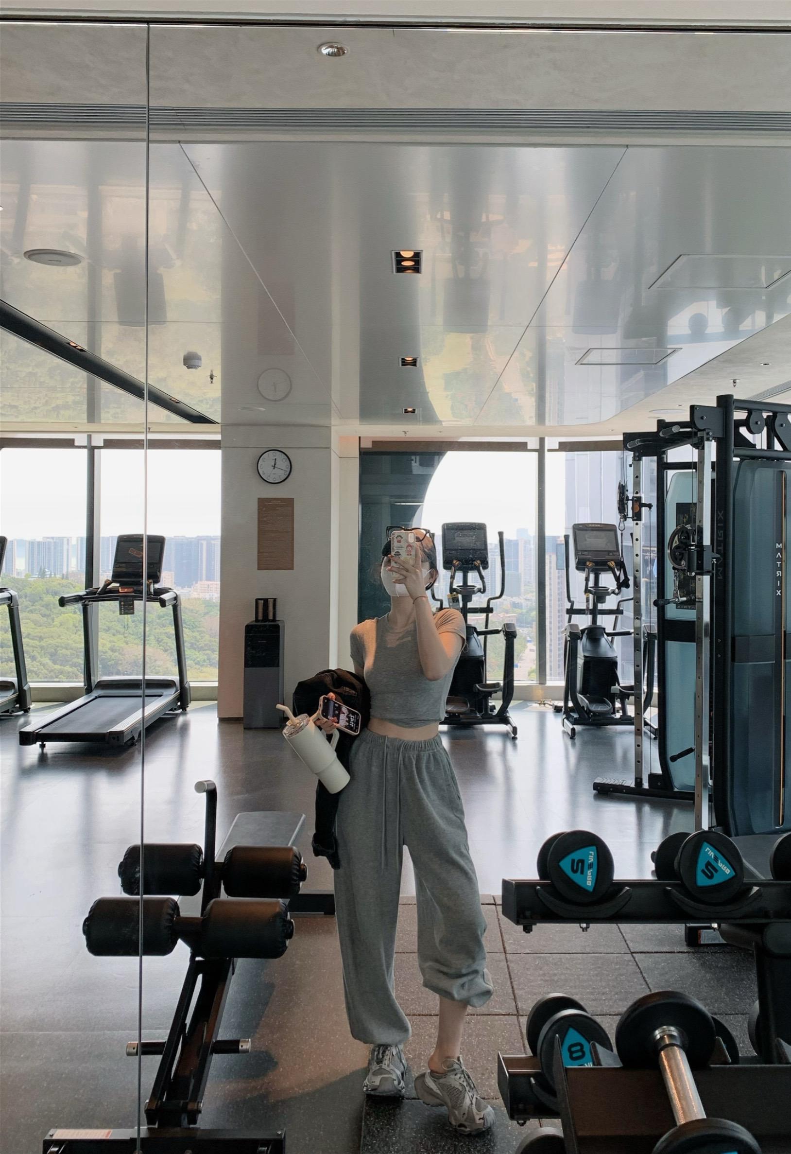 练得一般 穿得要帅