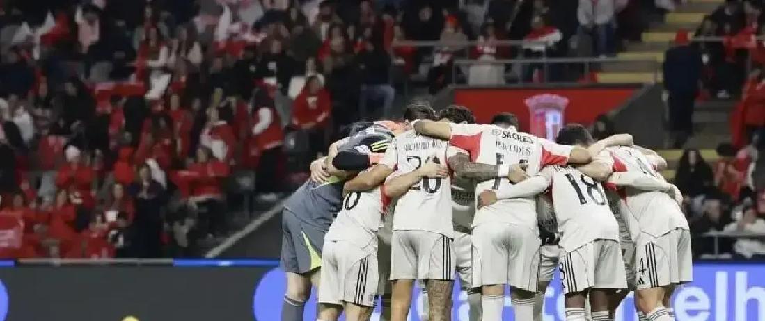 22岁裁判VAR失误，葡超连夜改规则！
 
不是技术不行，是人顶不住。
 
录像