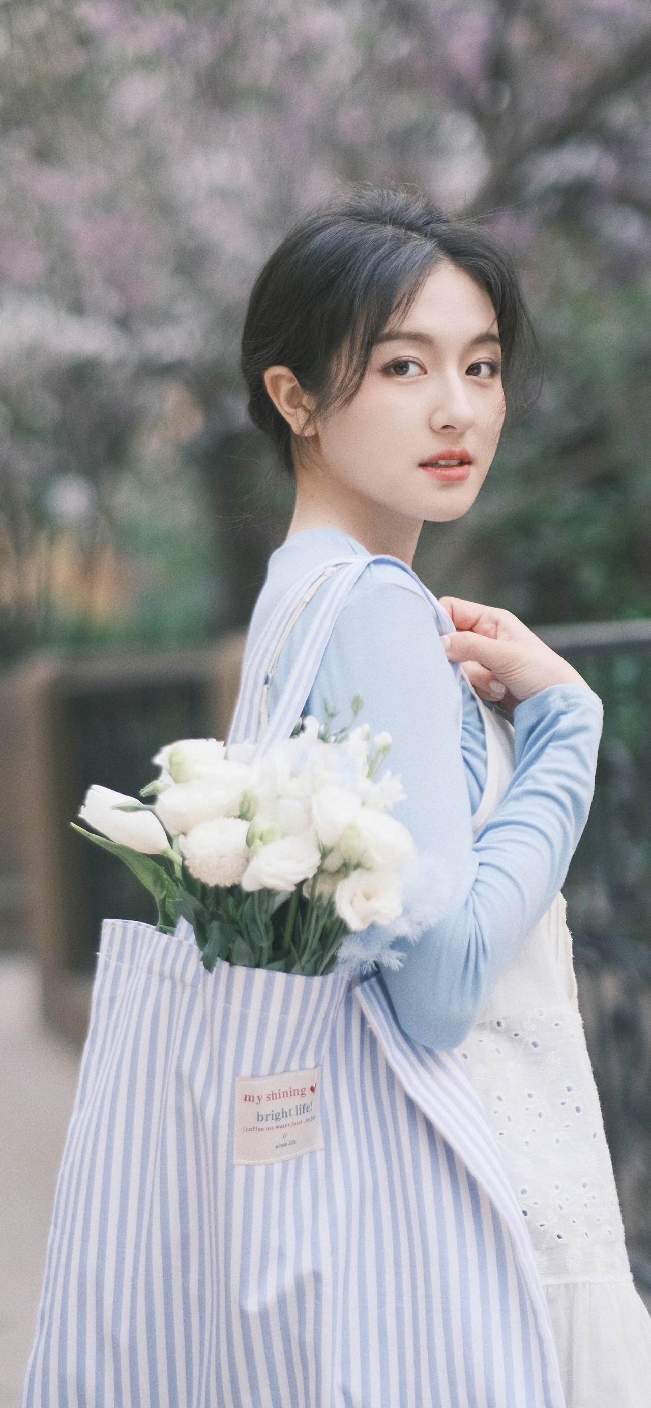 美女壁纸-第5976期-李兰迪