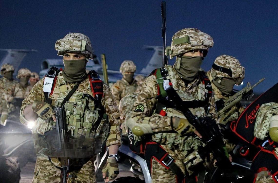 伊朗，伊朗媒体称革命卫队特种部队已出动，奉命保卫导弹基地和核设施，以应对美军可能