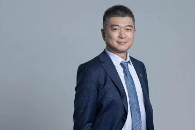 “再多钱也留不住我”！美终身正教授吴军归国，美国真拦不住了？
一个刚在美国晋升终