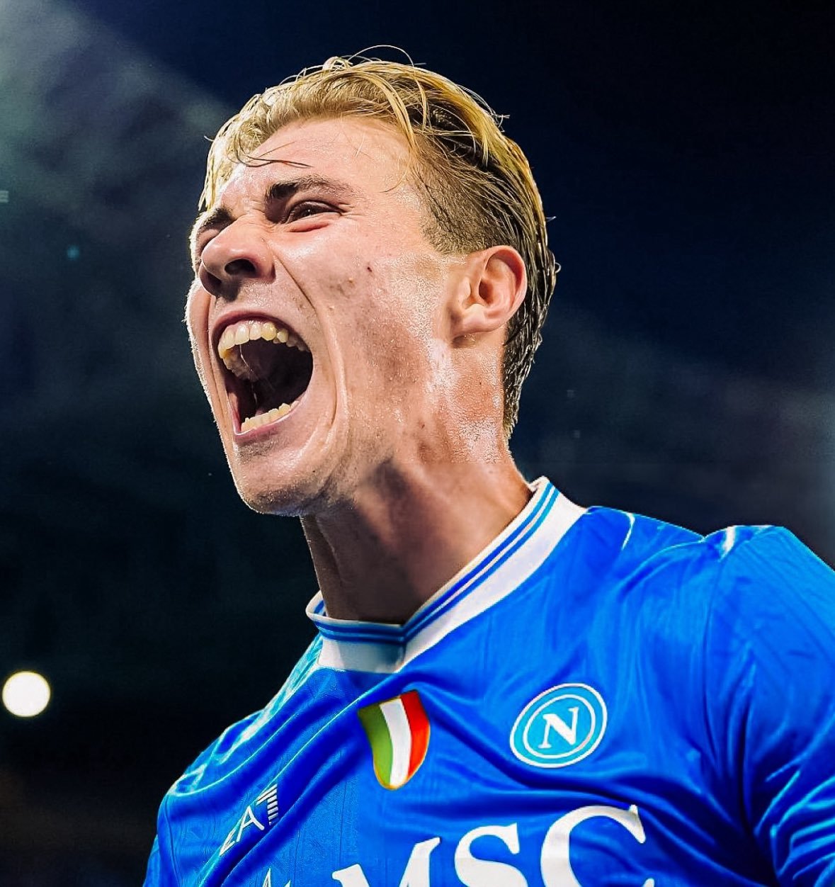 【Fabrizio Romano】🚨意甲 那不勒斯俱乐部将激活4400万欧元的