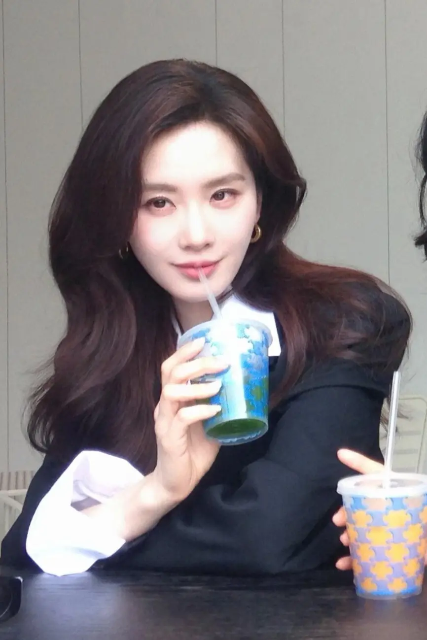 今天刘诗诗的合影自拍赶上几年的量了