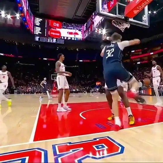 《小子打法确实不像19岁》播放量：684作者：篮球邮差Melo网页链接