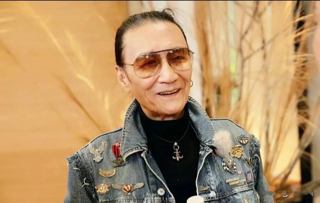我是一个没有终点没有终止的男人，人这一辈子，要按自己的心意活，要热爱自己热爱的，