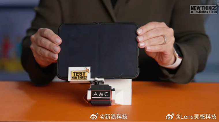 iPhoneDuo3.2万次折叠后手感无变化iPhoneDuo迎来高强度折叠耐久