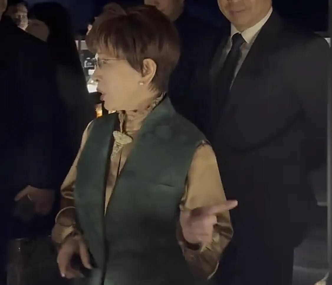 洪秀柱到访上海，把统一议题摆上桌面

4月24日，台岛知名的国民派系前主席洪秀柱