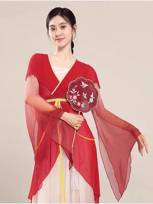 晒图笔记大赛水袖起舞弄清影，胜过三月桃花开有哪些经典的中式美人 好看的小裙子推荐