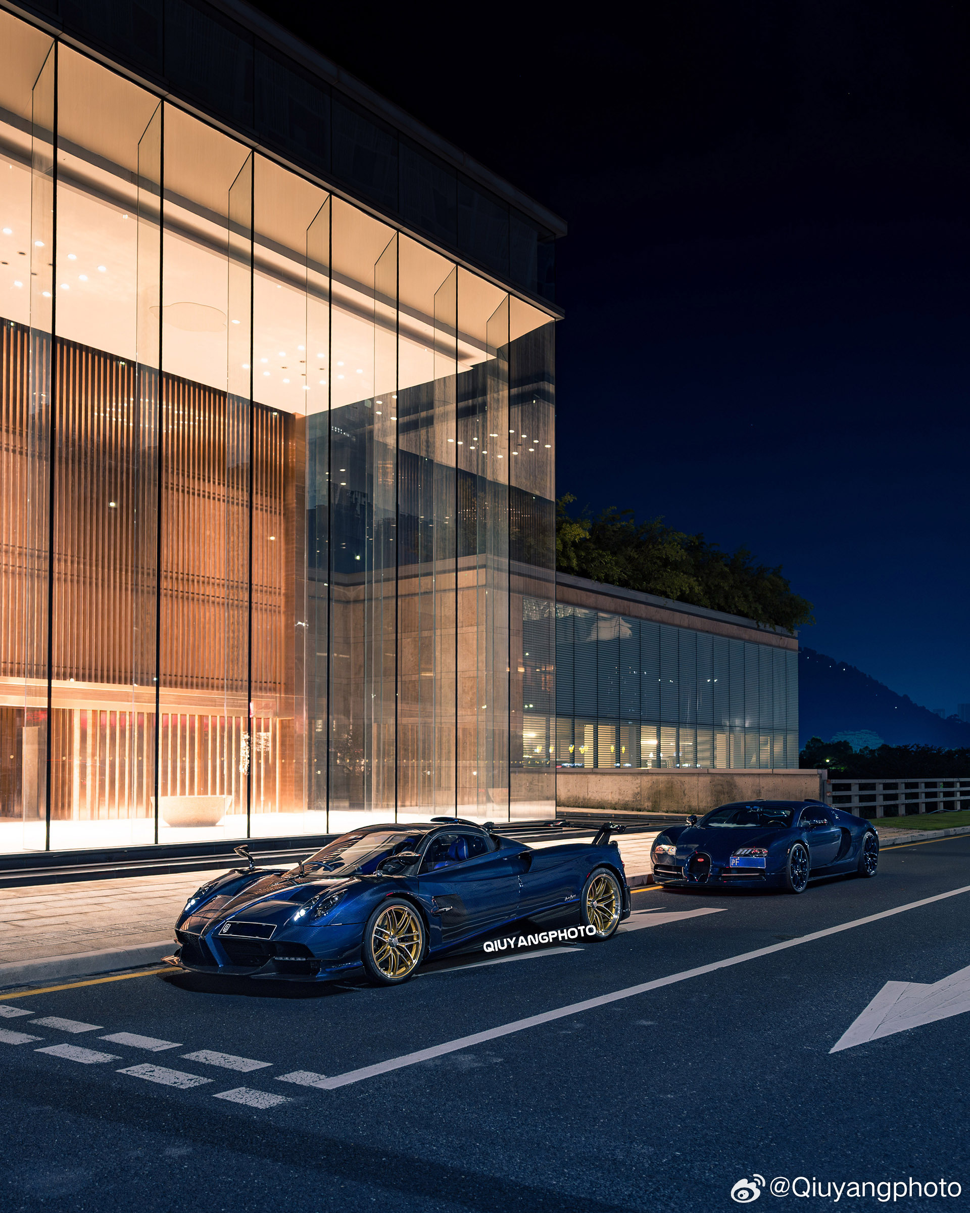 Pagani Huayra Roadster BC “Bape” & Bugat