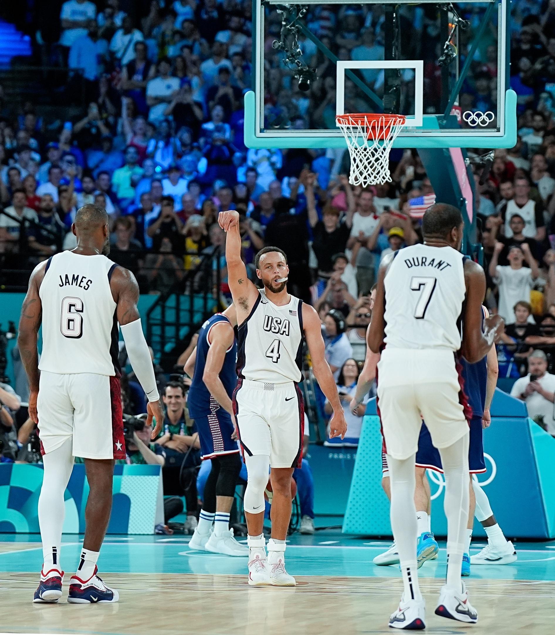 一觉醒来，又该出门搬砖了[睡][睡][睡] ​​​